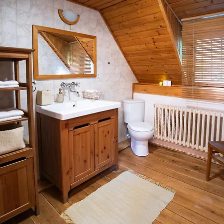 Domcek Lubezny * Banská Štiavnica